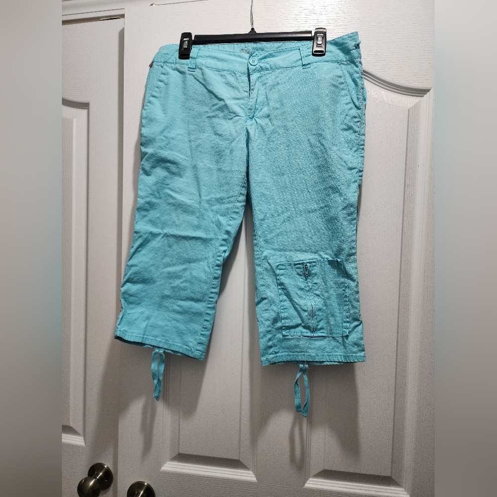 Younique Turquoise Capri with Drawstring Hem
